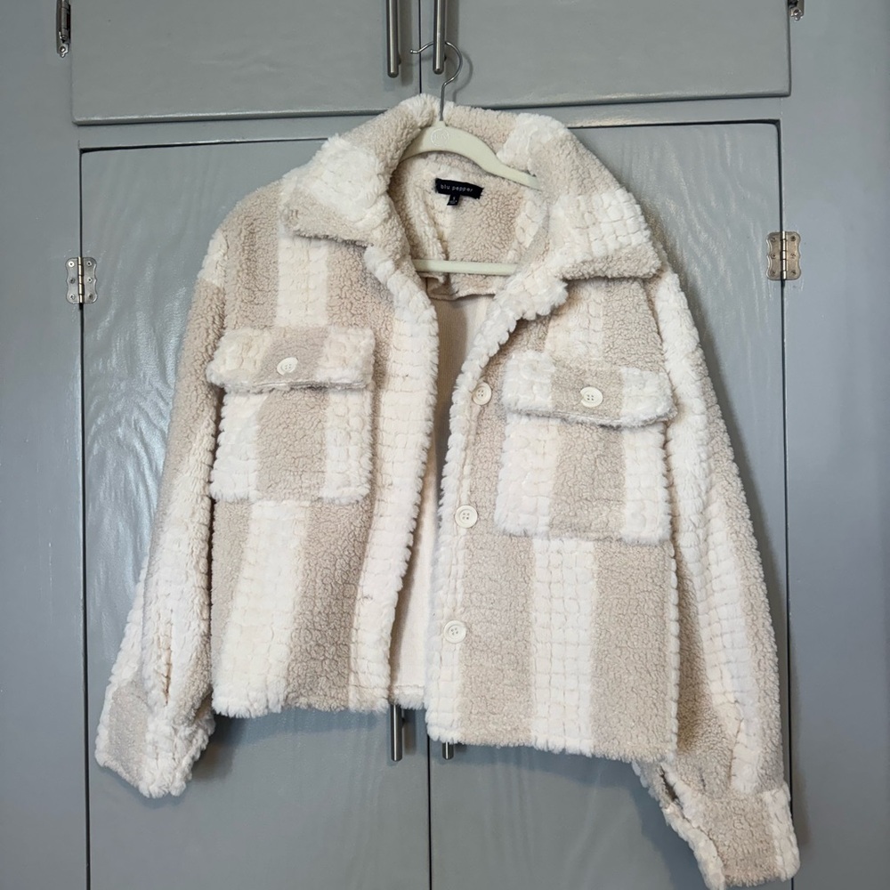 Blu Pepper Plush Sherpa Jacket in Cream & Beige Plaid